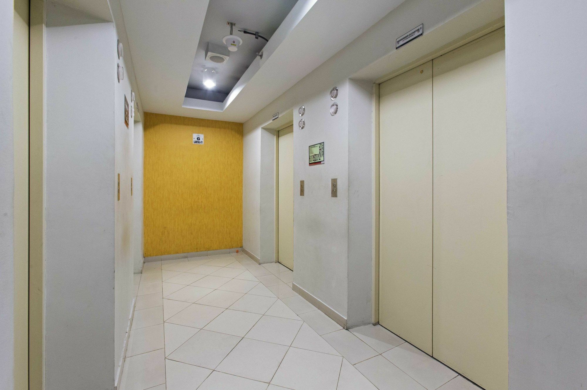 Reddoorz Apartment @ Pegangsaan Kelapa Gading Jakarta Bagian luar foto